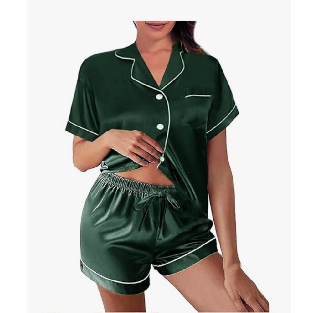 Womens Green Satin 2-Piece Pajamas Loungewear Sleepwear Button-Down PJs - NWOT